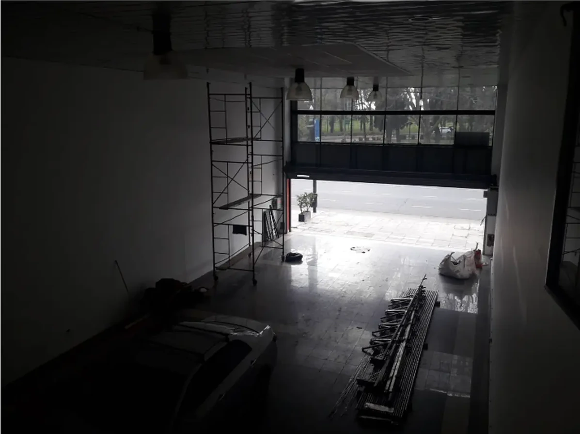 Gomería Centenario - Montaje estructural interior
