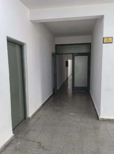 Pintura y terminaciones interiores - Trabajo real en Liceo Policial
