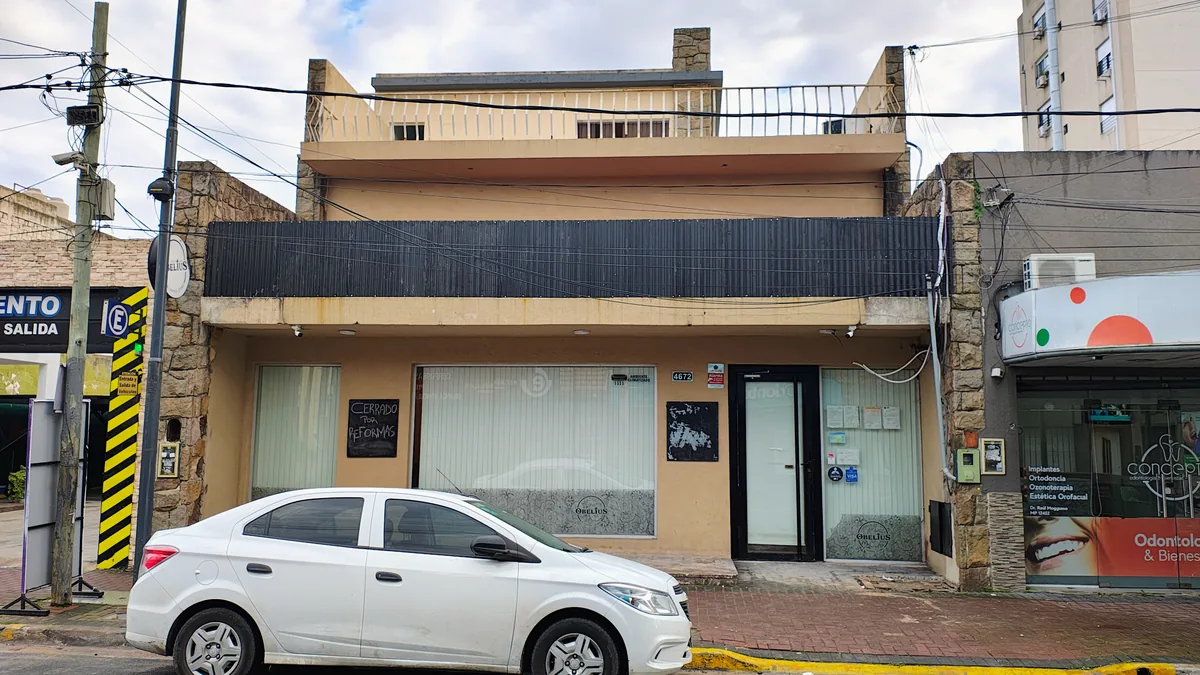 Restobar Obelius - Proceso de reformas en fachada
